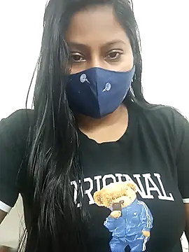 Shy Peehu online show from November 4, 2025, 6:51 pm