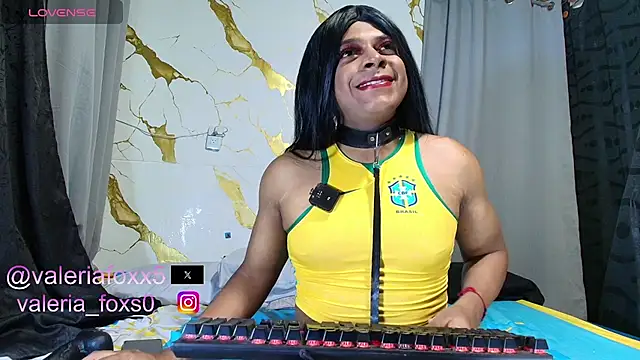 Snapshot of valeriafoxx3 chatting on June 24, 2026, 11:15 pm valeriafoxx3 online show from June 24, 2026, 11:15 pm