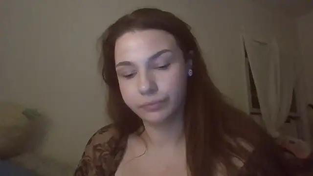 Snapshot of thickcoco95 chatting on September 28, 2025, 2:39 am thickcoco95 online show from September 28, 2025, 2:39 am
