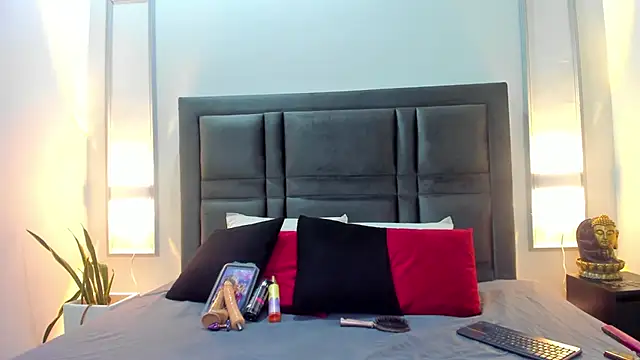 kathysmith19 online show from September 29, 2025, 3:22 am