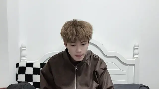 linger2563 online show from November 4, 2025, 3:00 pm