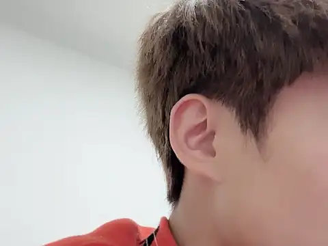 linger2563 online show from November 17, 2025, 2:23 pm