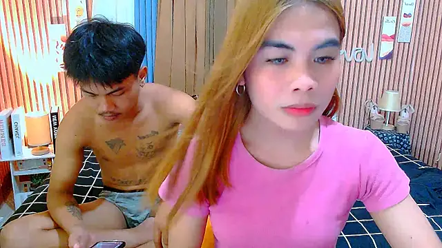 mikhaylahanderson online show from November 17, 2025, 1:17 pm