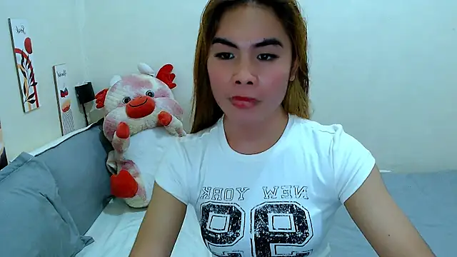 Snapshot of mikhaylahanderson chatting on February 16, 2026, 3:46 am mikhaylahanderson online show from February 16, 2026, 3:46 am