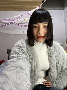 andymi1 online show from October 28, 2025, 1:47 pm