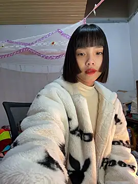 andymi1 online show from February 12, 2026, 2:50 am