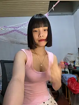 Snapshot of andymi1 chatting on April 18, 2026, 2:15 am andymi1 online show from April 18, 2026, 2:15 am