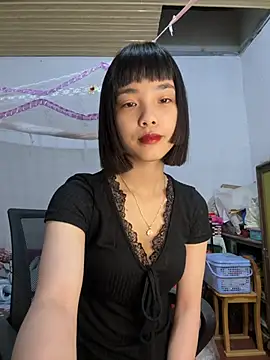 Snapshot of andymi1 chatting on April 23, 2026, 1:40 am andymi1 online show from April 23, 2026, 1:40 am