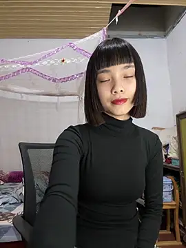 Snapshot of andymi1 chatting on April 23, 2026, 1:02 pm andymi1 online show from April 23, 2026, 1:02 pm