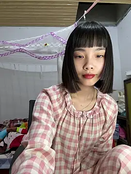 Snapshot of andymi1 chatting on May 16, 2026, 2:19 am andymi1 online show from May 16, 2026, 2:19 am
