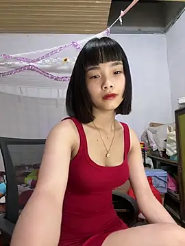 Snapshot of andymi1 chatting on May 17, 2026, 2:20 am andymi1 online show from May 17, 2026, 2:20 am