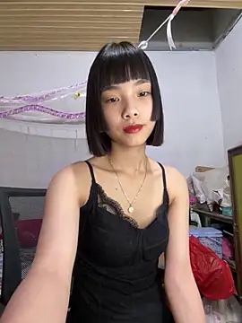 Snapshot of andymi1 chatting on June 20, 2026, 2:47 am andymi1 online show from June 20, 2026, 2:47 am