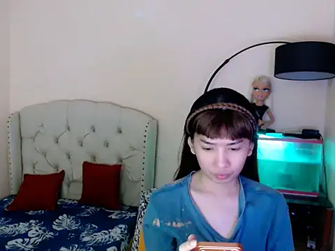 ShantalFoxxy  online show from March 16, 2026, 12:09 pm