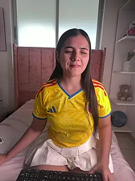 salomecute21 online show from June 23, 2026, 11:52 am