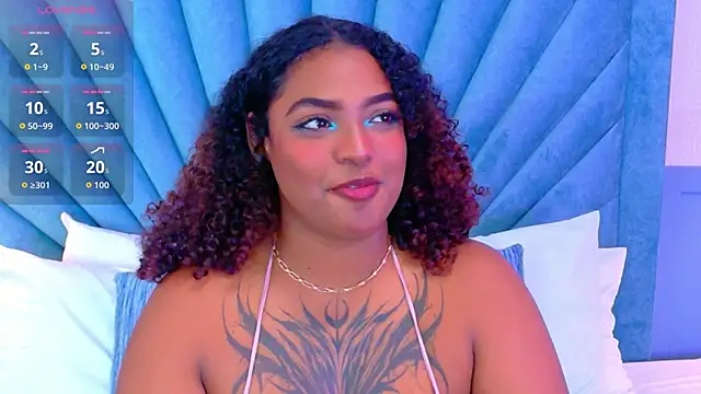 Cristal-Jonnes online show from October 17, 2025, 3:31 am