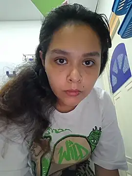 Snapshot of lila_kitty81 chatting on October 29, 2025, 6:53 pm lila kitty81 online show from October 29, 2025, 6:53 pm