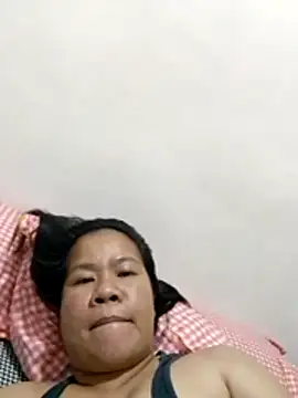 AsianbouncieGIRL online show from May 19, 2026, 4:52 am