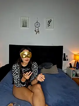 Mar Linn online show from November 8, 2025, 1:06 am