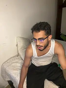 TU-MORENOO online show from November 24, 2025, 6:13 am