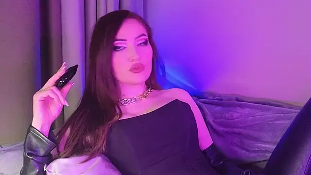 AliceJameson online show from October 12, 2025, 8:30 pm