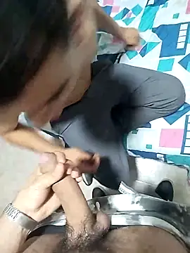 andrew colleman online show from April 13, 2026, 7:14 am