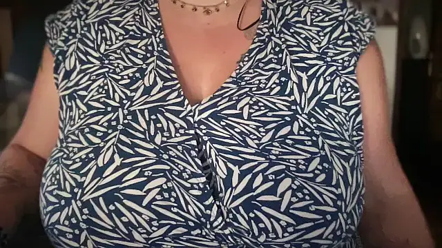 Bella x69 online show from May 26, 2026, 6:42 am