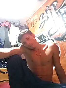 alexandercruz online show from February 3, 2026, 9:53 pm