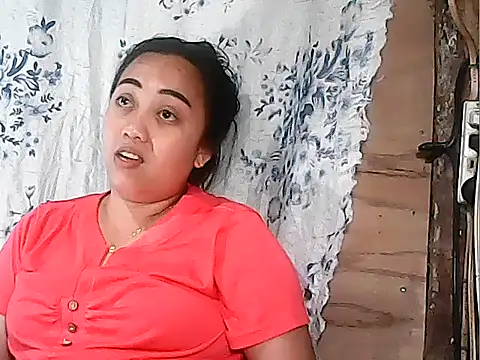 Snapshot of Pinay_Chubby20 chatting on February 10, 2026, 12:20 pm Pinay Chubby20 online show from February 10, 2026, 12:20 pm