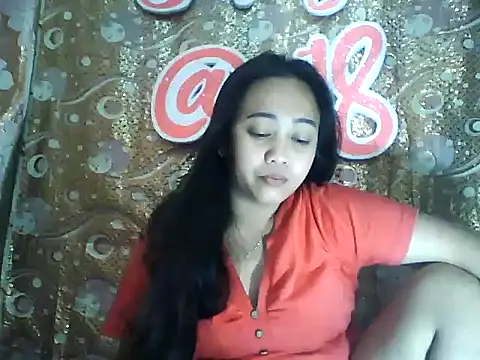 Snapshot of Pinay_Chubby20 chatting on February 14, 2026, 1:35 am Pinay Chubby20 online show from February 14, 2026, 1:35 am