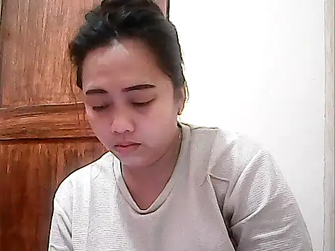 Snapshot of Pinay_Chubby20 chatting on February 15, 2026, 8:27 pm Pinay Chubby20 online show from February 15, 2026, 8:27 pm