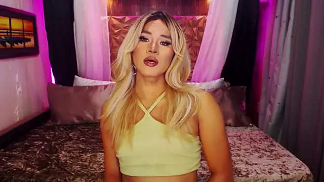 YllanaAltheaXxX online show from November 20, 2025, 6:46 am