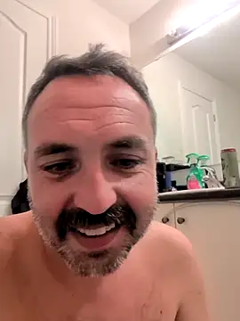 Snapshot of cloudymatt chatting on November 1, 2025, 8:05 am cloudymatt online show from November 1, 2025, 8:05 am