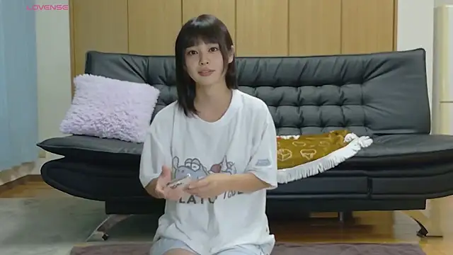 rikachan perfect online show from November 9, 2025, 2:04 pm