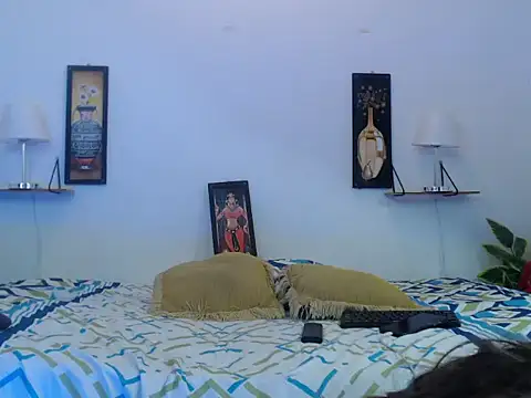 Snapshot of GinoelDal chatting on November 4, 2025, 1:38 am GinoelDal online show from November 4, 2025, 1:38 am