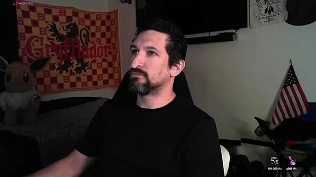 DevilPup75  online show from October 3, 2025, 3:03 am