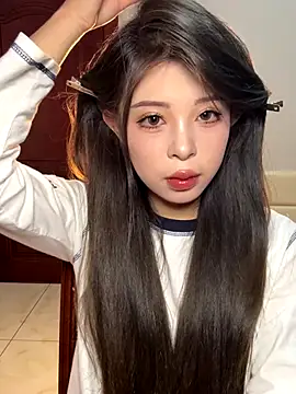 Snapshot of tuanzi125216 chatting on October 17, 2025, 3:53 am tuanzi125216 online show from October 17, 2025, 3:53 am