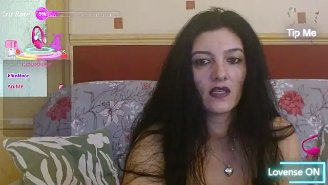Goldgirl89 online show from September 19, 2025, 10:32 pm
