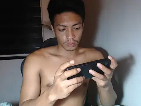 Asian gregor online show from November 11, 2025, 5:02 pm