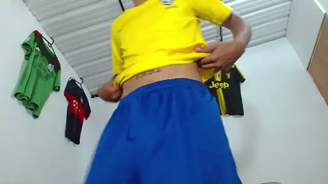 skinny23cm online show from February 21, 2026, 3:35 pm