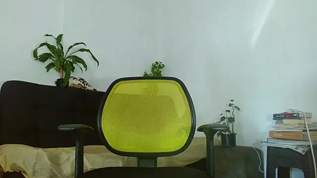 skinny23cm online show from April 9, 2026, 1:49 pm