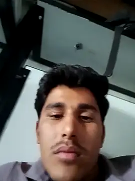 Snapshot of HarryChoudhary21 chatting on November 15, 2025, 6:11 am HarryChoudhary21 online show from November 15, 2025, 6:11 am