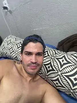 mlkaogato69 online show from May 11, 2026, 8:31 am