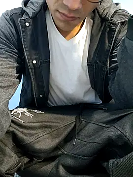 Mirreylatino online show from November 14, 2025, 4:55 am