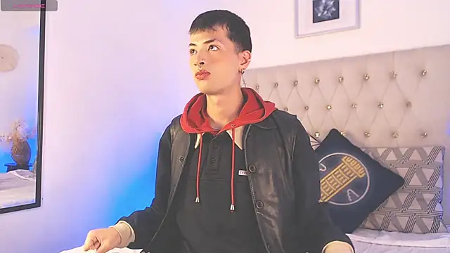 OzorioDany online show from November 5, 2025, 3:50 am