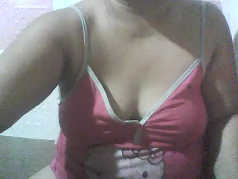 Azrielxx05 online show from April 10, 2026, 1:27 pm