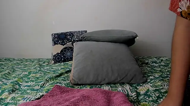 Snapshot of Brianna_Angelina chatting on February 12, 2026, 7:25 am Brianna Angelina online show from February 12, 2026, 7:25 am