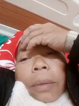 VangLe73 online show from December 18, 2025, 1:28 pm