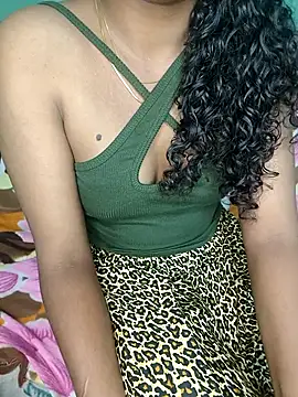 Snapshot of Tamilpallavi chatting on October 8, 2025, 2:47 pm Tamilpallavi online show from October 8, 2025, 2:47 pm