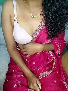 Snapshot of Tamilpallavi chatting on October 11, 2025, 1:42 pm Tamilpallavi online show from October 11, 2025, 1:42 pm