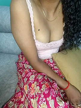 Snapshot of Tamilpallavi chatting on October 23, 2025, 3:39 am Tamilpallavi online show from October 23, 2025, 3:39 am